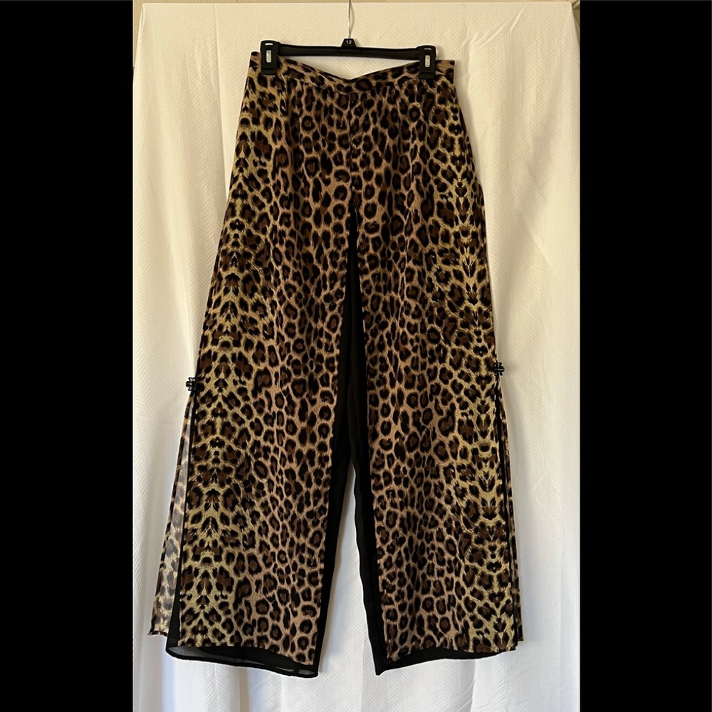 Gantos Brand, made in USA, wide legged, dressy or casual, flowing pants.